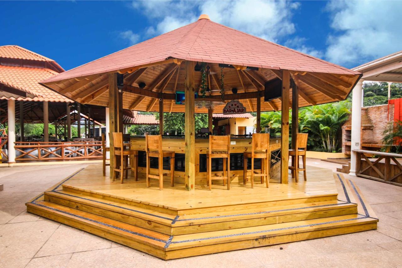 Rancho Guacamayos Hotel&Restaurantes Bonao Exterior foto
